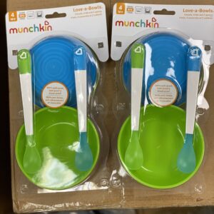 Munchkin love a bowl